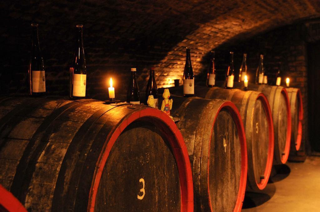 Gasthaus Weingut Stahl Обервезель Екстер'єр фото